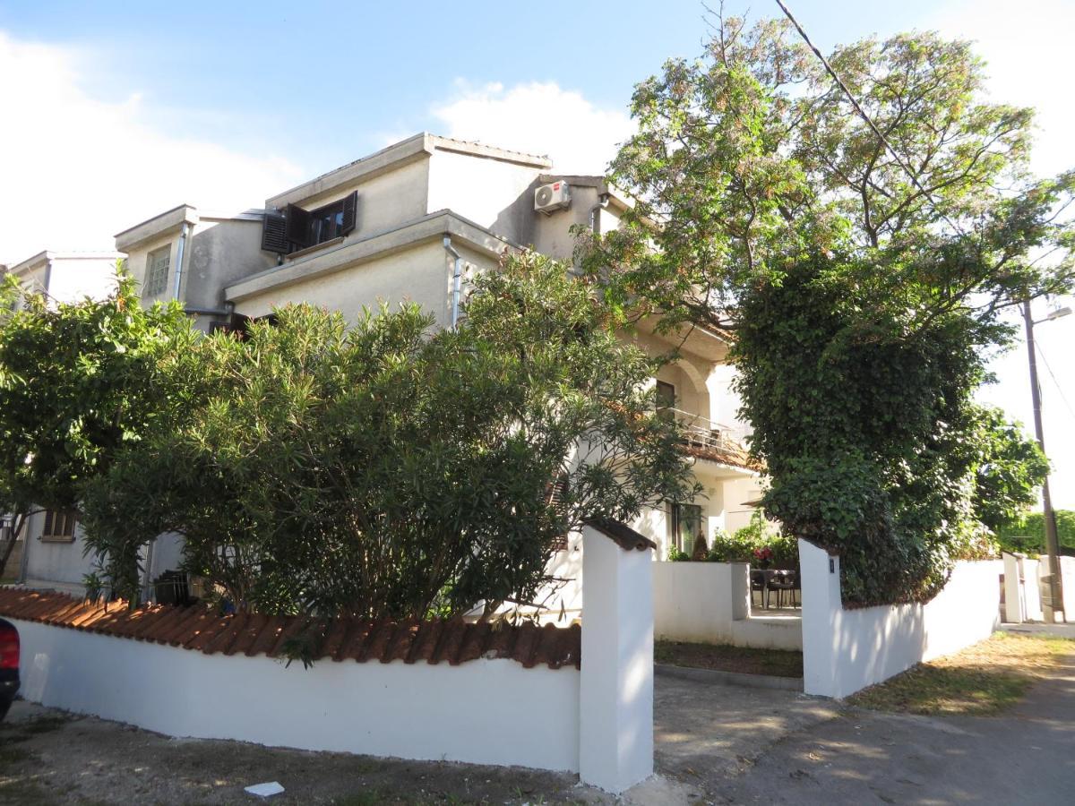 Apartments Amfa Biograd Na Moru Exteriör bild